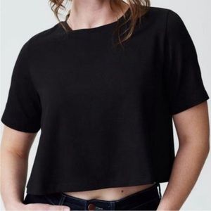 Universal Standard Crop Tee